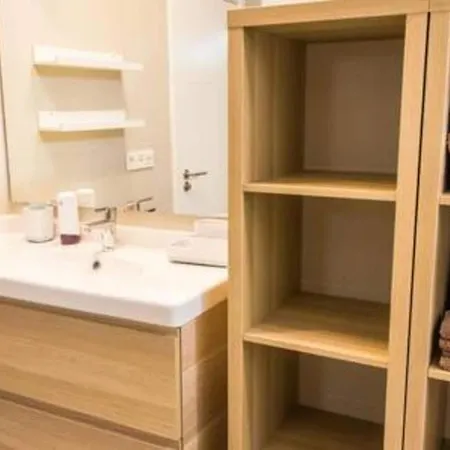 La Vega De Mary Apartman *